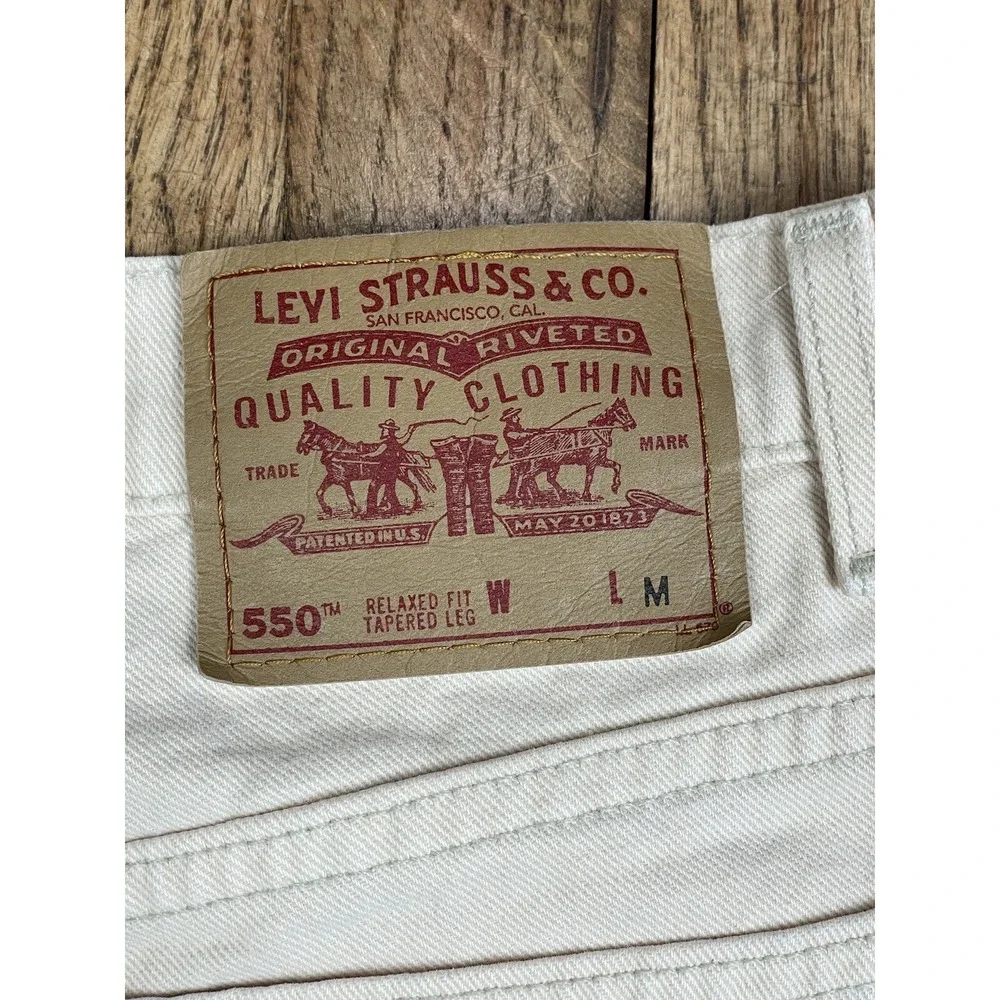 Vintage‎ Levi's 550 Relaxed Fit Tapered Leg Pink Women's Denim Jeans Sz 32x30